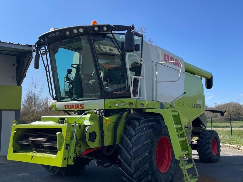 Mähdrescher of the type CLAAS LEXION 670 MONTANA -, Gebrauchtmaschine in L'Isle-en-Dodon (Picture 1)