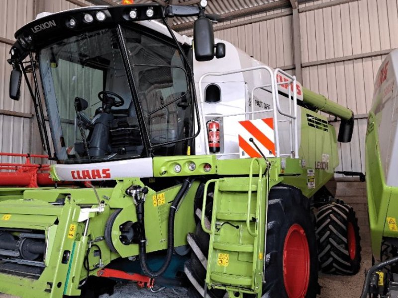 Mähdrescher a típus CLAAS LEXION 670 MONTANA, Gebrauchtmaschine ekkor: azerailles (Kép 1)