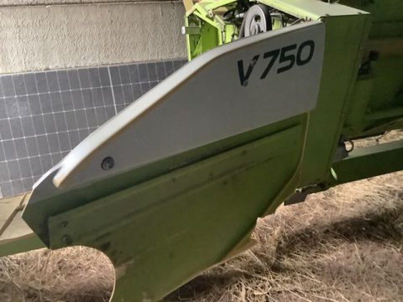 Mähdrescher tip CLAAS Lexion 670 (Stage IIIb), Gebrauchtmaschine in Oberweidelham (Poză 15)