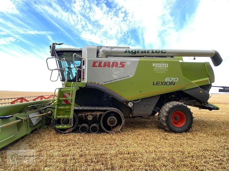 Mähdrescher tip CLAAS Lexion 670 Terra Trac mit V 750, Gebrauchtmaschine in Rittersdorf (Poză 3)