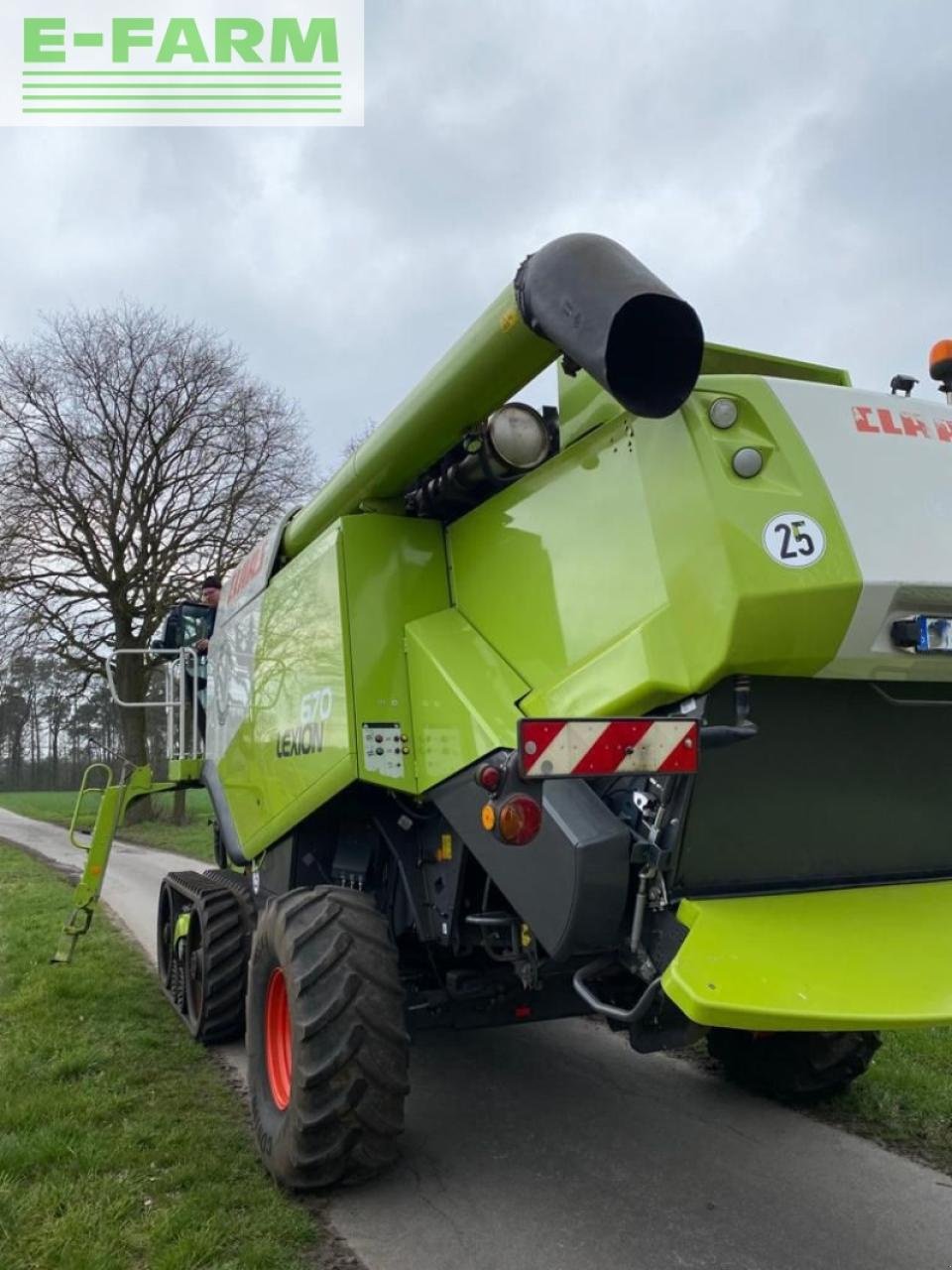 Mähdrescher of the type CLAAS Lexion 670 TT Allrad, Gebrauchtmaschine in Hamburg (Picture 5)