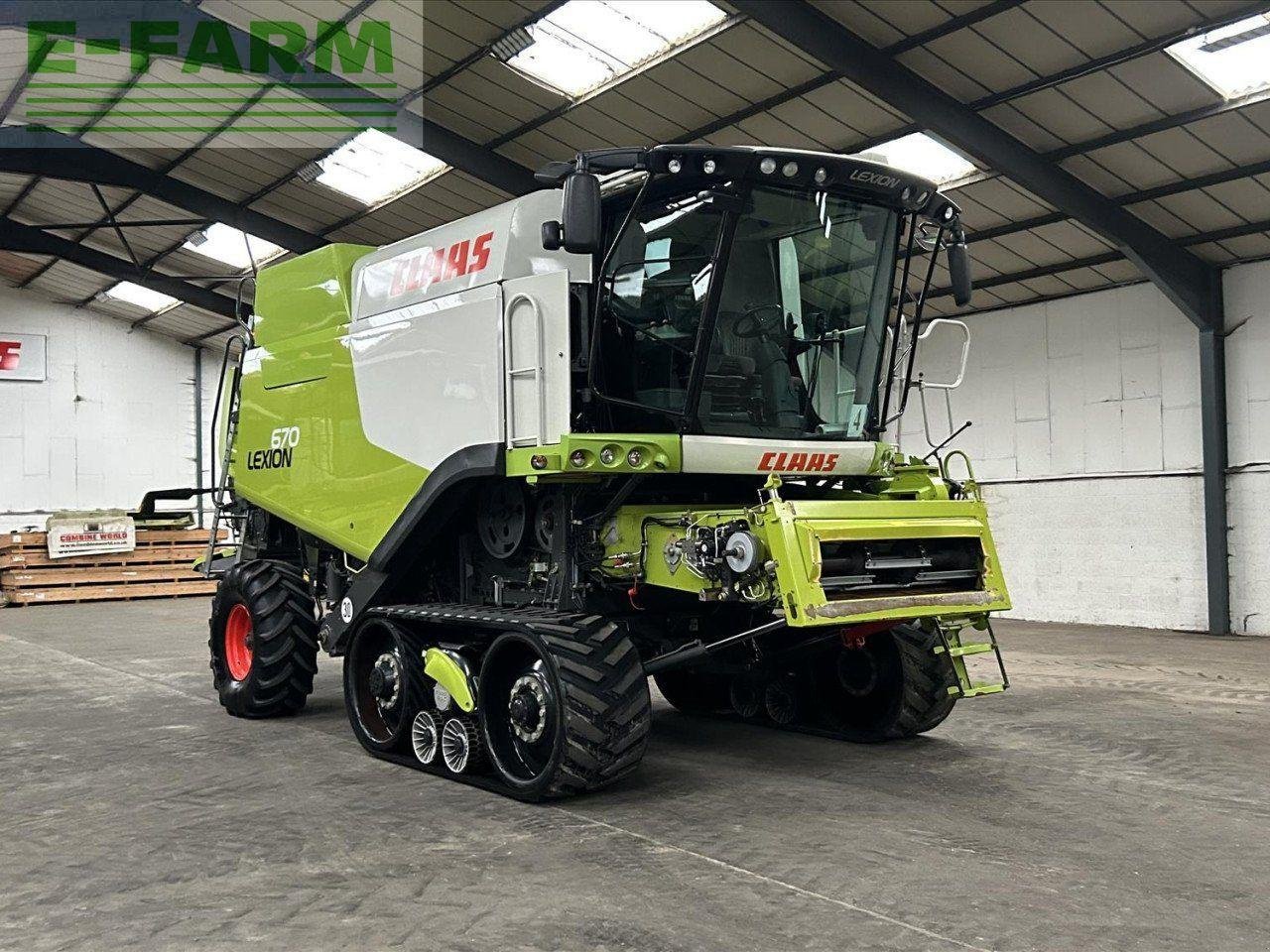 Mähdrescher typu CLAAS LEXION 670 TT, Gebrauchtmaschine v SLEAFORD (Obrázek 1)