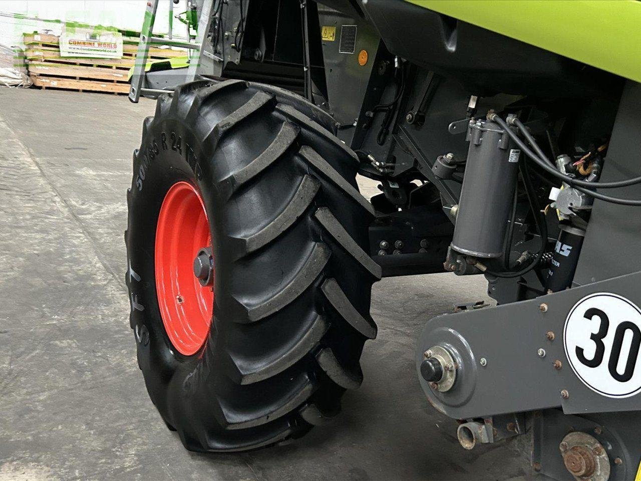 Mähdrescher typu CLAAS LEXION 670 TT, Gebrauchtmaschine v SLEAFORD (Obrázek 11)