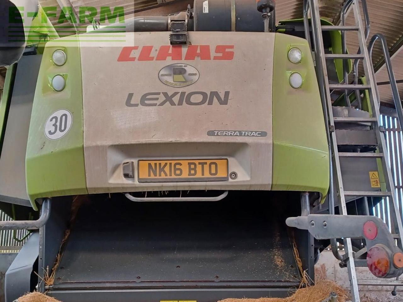 Mähdrescher del tipo CLAAS LEXION 670 TT, Gebrauchtmaschine en ALNWICK (Imagen 5)