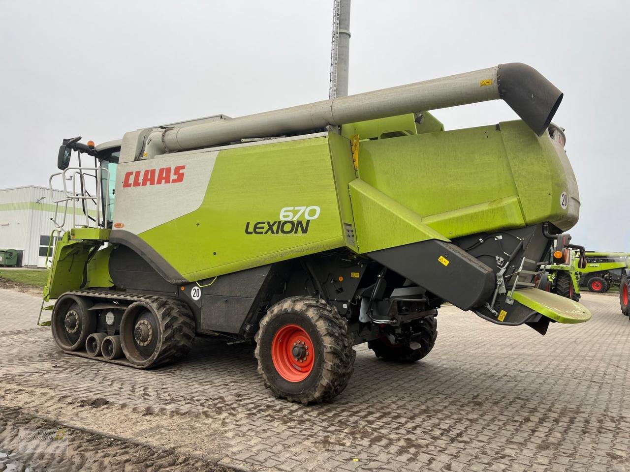 Mähdrescher del tipo CLAAS Lexion 670 TT, Gebrauchtmaschine en Schora (Imagen 7)