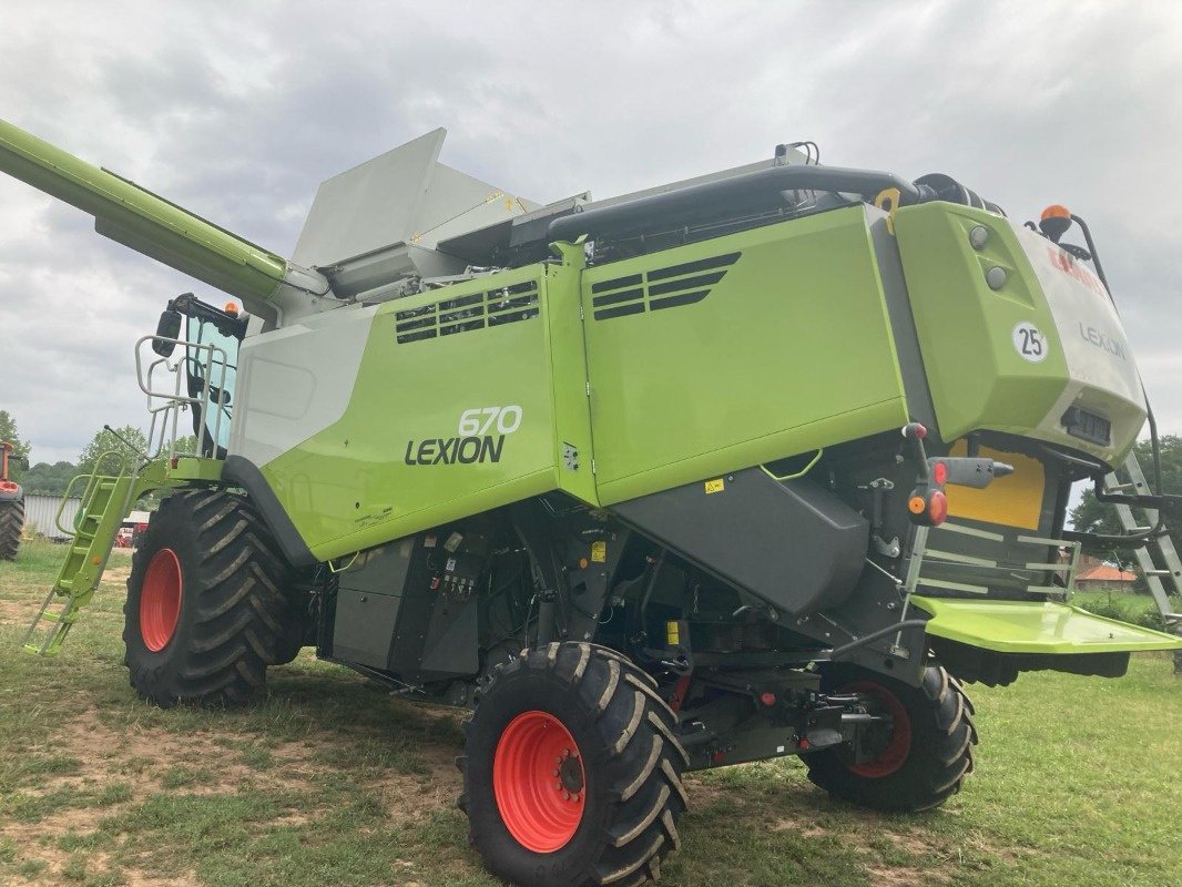 Mähdrescher tip CLAAS Lexion 670 Vollmontana 3,49 m Allrad, Gebrauchtmaschine in Schutterzell (Poză 18)