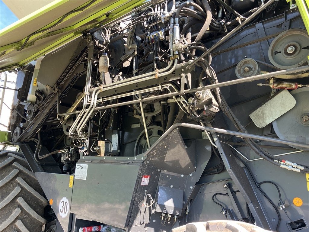 Mähdrescher des Typs CLAAS Lexion 670, Gebrauchtmaschine in Mern (Bild 6)