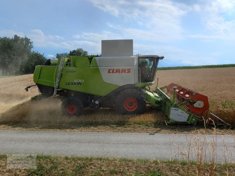 Mähdrescher des Typs CLAAS Lexion 670, Gebrauchtmaschine in Burgoberbach