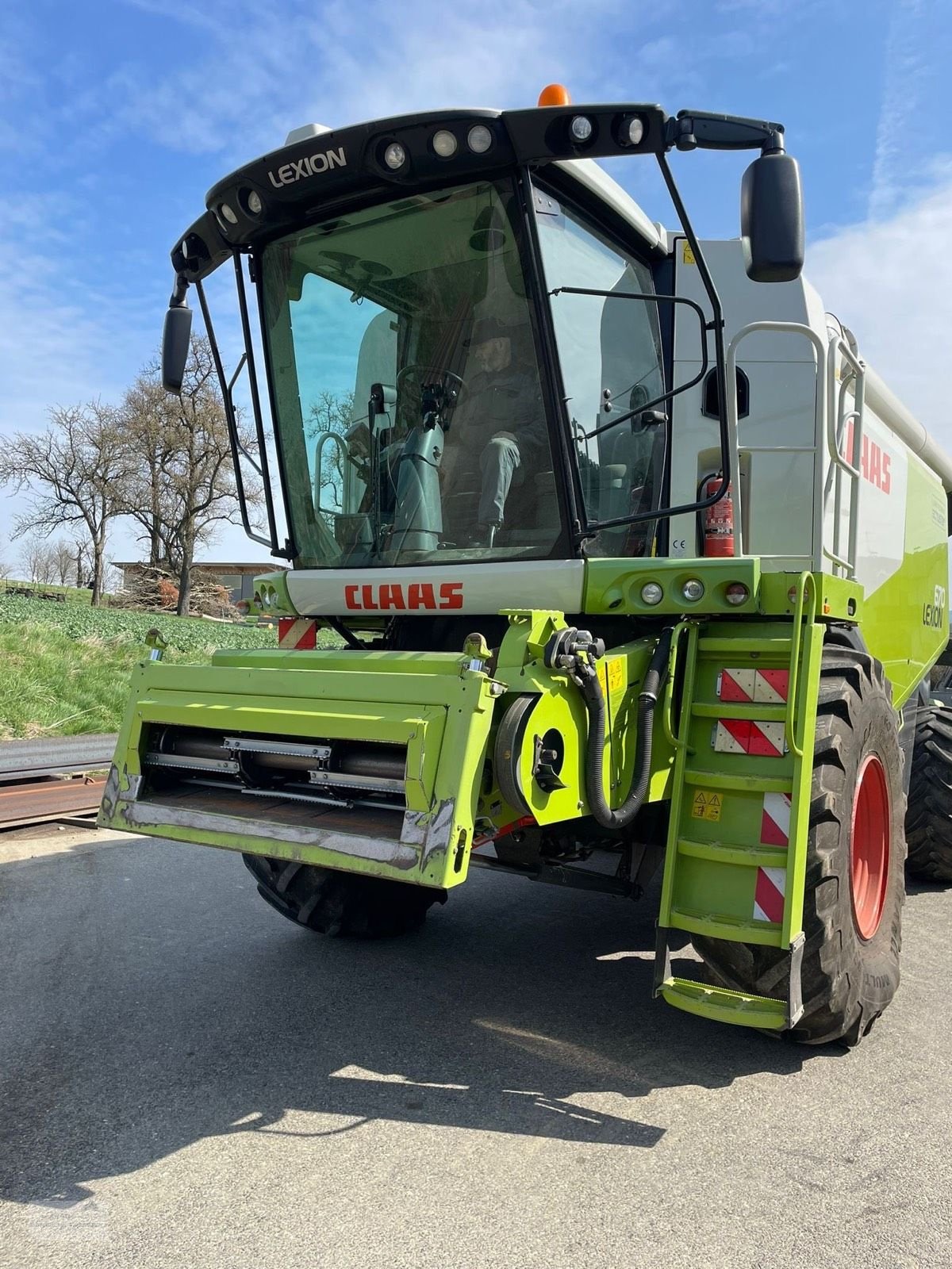 Mähdrescher of the type CLAAS Lexion 670, Gebrauchtmaschine in Burgoberbach (Picture 5)