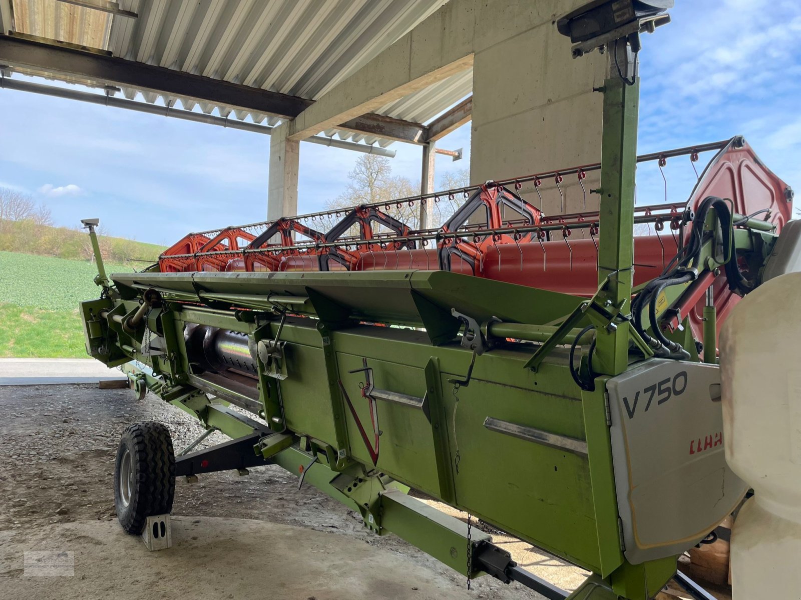 Mähdrescher tip CLAAS Lexion 670, Gebrauchtmaschine in Burgoberbach (Poză 9)