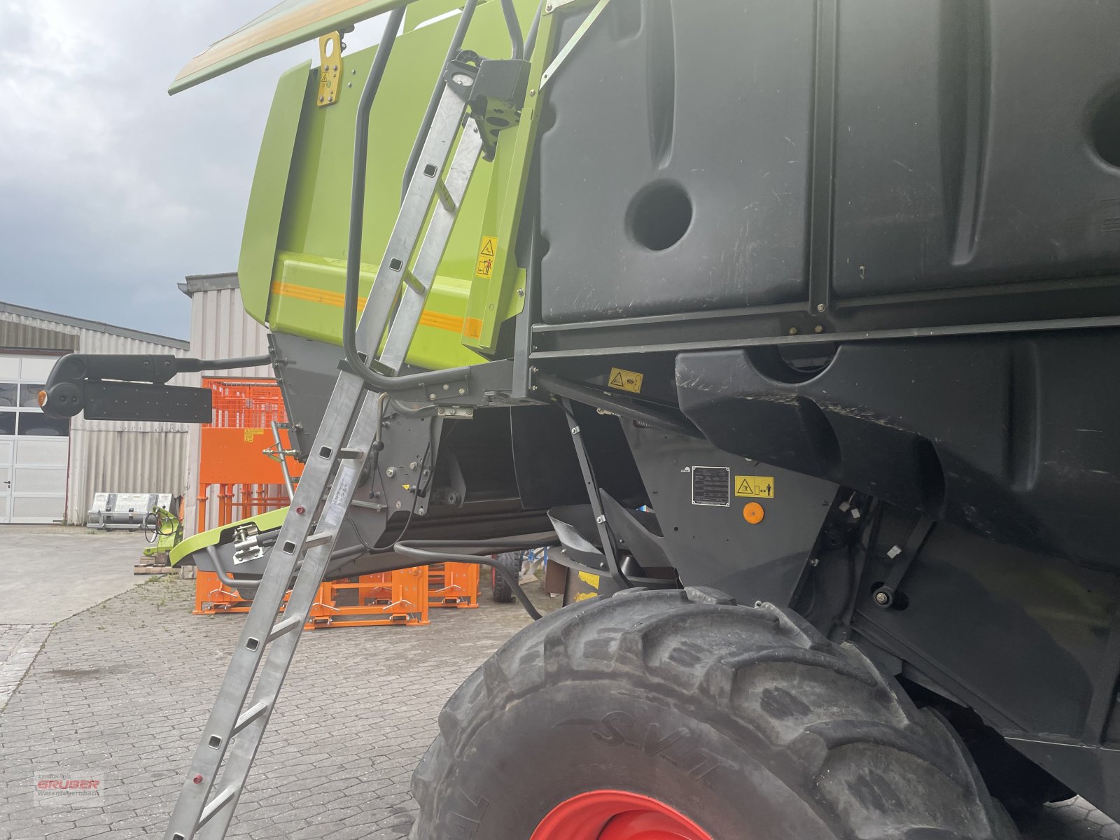 Mähdrescher des Typs CLAAS Lexion 670, Gebrauchtmaschine in Dorfen (Bild 15)