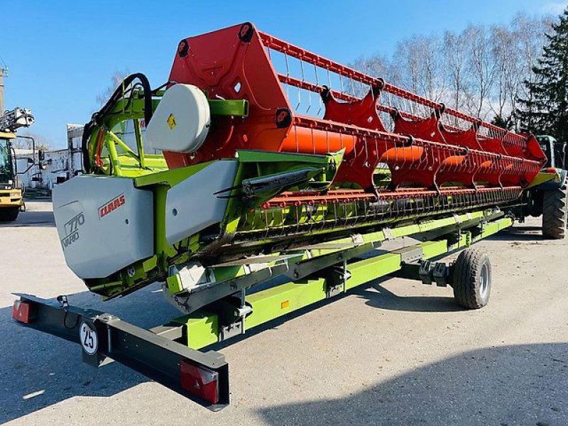 Mähdrescher van het type CLAAS LEXION 670, Gebrauchtmaschine in Kaunas (Foto 14)