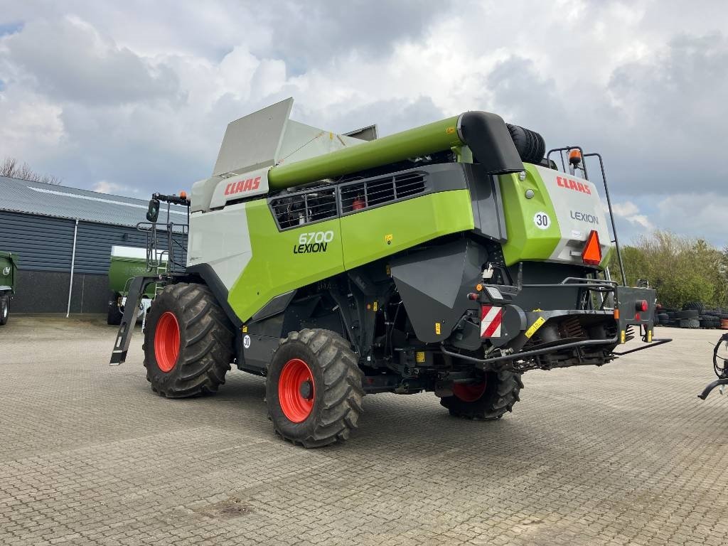 Mähdrescher tipa CLAAS LEXION 6700 4-WD, Gebrauchtmaschine u Hinnerup (Slika 7)