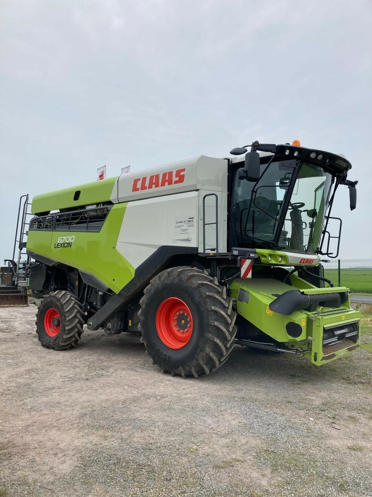 Mähdrescher του τύπου CLAAS LEXION 6700 BUSINESS, Gebrauchtmaschine σε BLENDECQUES (Φωτογραφία 4)