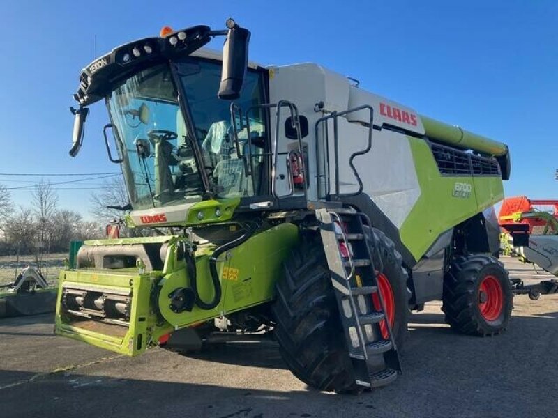 Mähdrescher tipa CLAAS LEXION 6700  LOCATION, Gebrauchtmaschine u Charnay-lès-macon (Slika 1)