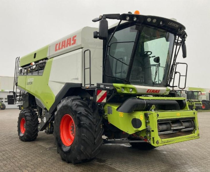 Mähdrescher des Typs CLAAS LEXION 6700, Gebrauchtmaschine in Hockenheim (Bild 4)