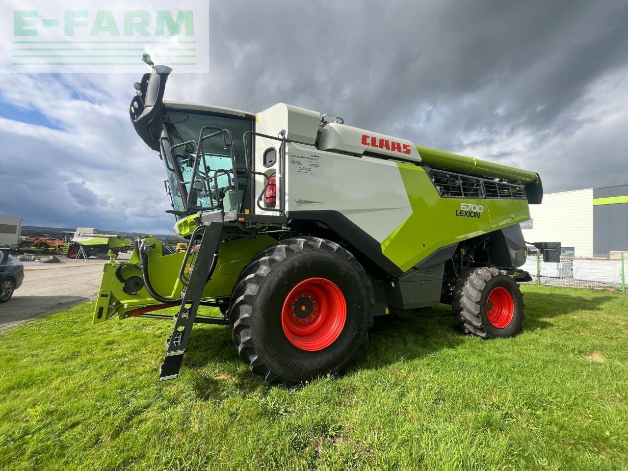 Mähdrescher типа CLAAS lexion 6700, Gebrauchtmaschine в PONTIVY (56 - MORBIHAN) (Фотография 2)