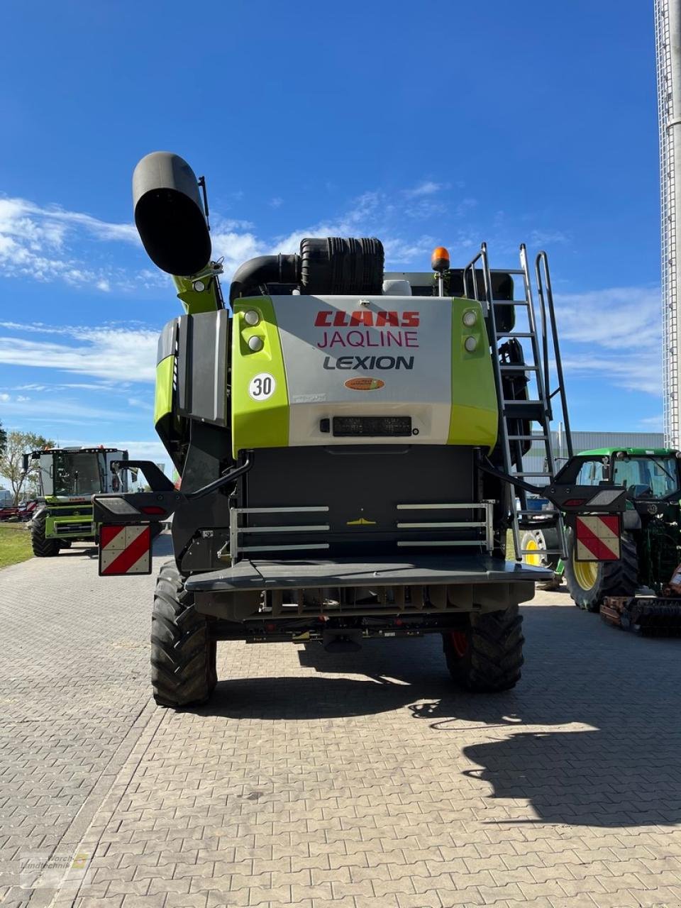 Mähdrescher des Typs CLAAS Lexion 6700, Gebrauchtmaschine in Schora (Bild 5)