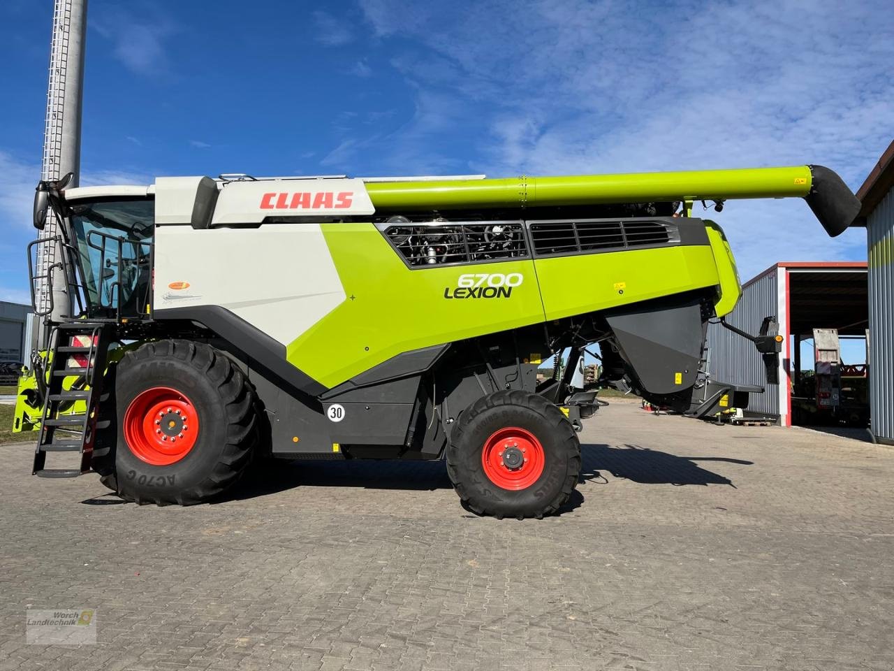 Mähdrescher del tipo CLAAS Lexion 6700, Gebrauchtmaschine en Schora (Imagen 8)