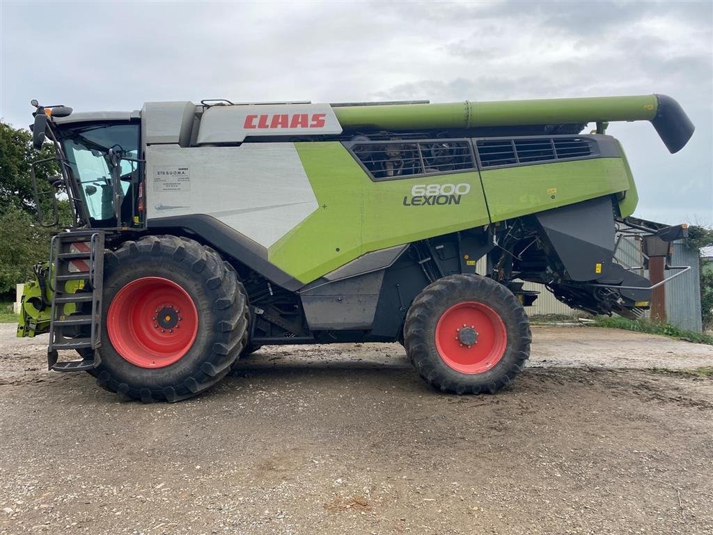 Mähdrescher des Typs CLAAS Lexion 6800 4wd.  4WD. Med Skærebord V930. GPS. S7. CMotion. CEBIS.Ryster maskine. Ring til Ulrik for mere info på 40255544. Jeg snakker Jysk., Gebrauchtmaschine in Kolding (Bild 5)