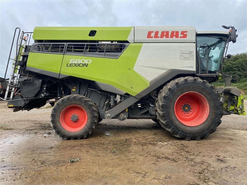 Mähdrescher Türe ait CLAAS Lexion 6800 4wd.  4WD. Med Skærebord V930. GPS. S7. CMotion. CEBIS.Ryster maskine. Ring til Ulrik for mere info på 40255544. Jeg snakker Jysk., Gebrauchtmaschine içinde Kolding (resim 6)