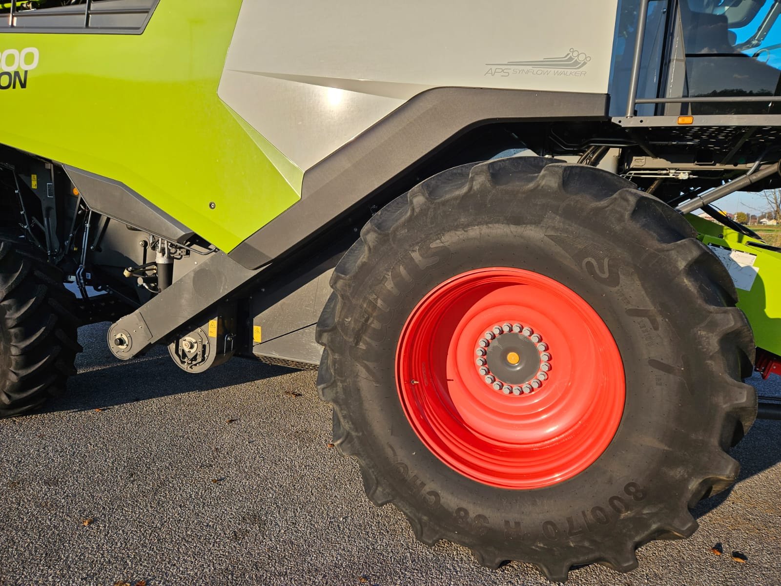 Mähdrescher tip CLAAS LEXION 6800, Gebrauchtmaschine in Naklo (Poză 21)