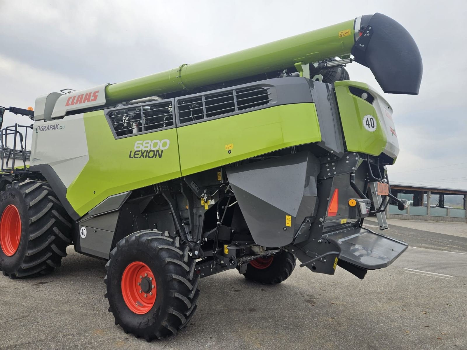 Mähdrescher typu CLAAS LEXION 6800, Gebrauchtmaschine w Naklo (Zdjęcie 8)