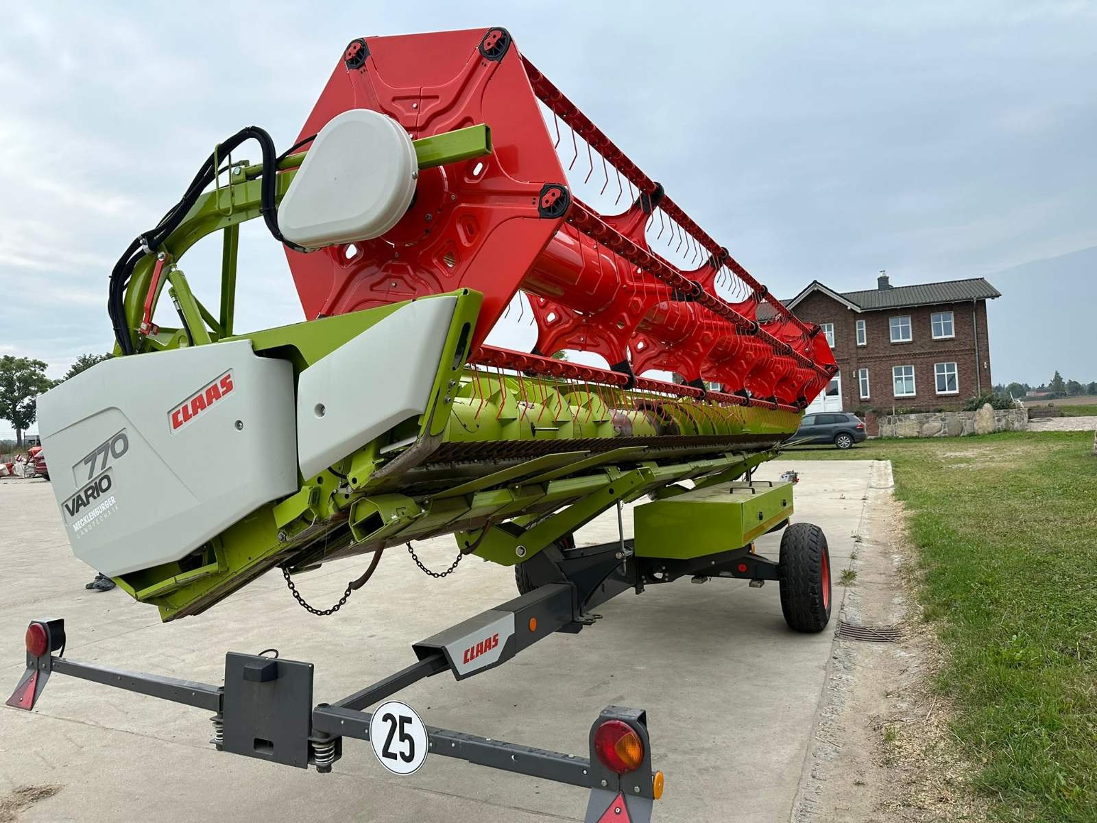 Mähdrescher typu CLAAS LEXION 6800, Gebrauchtmaschine w Naklo (Zdjęcie 14)