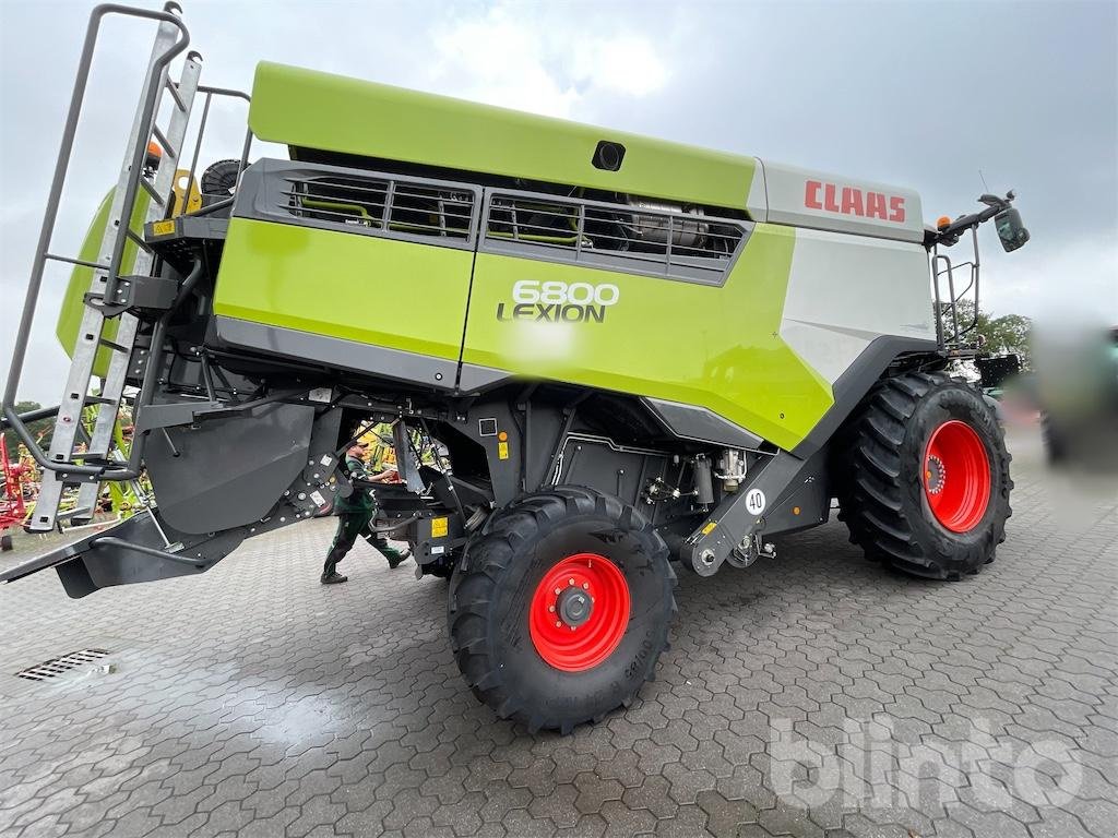 Mähdrescher des Typs CLAAS Lexion 6800, Gebrauchtmaschine in Düsseldorf (Bild 3)