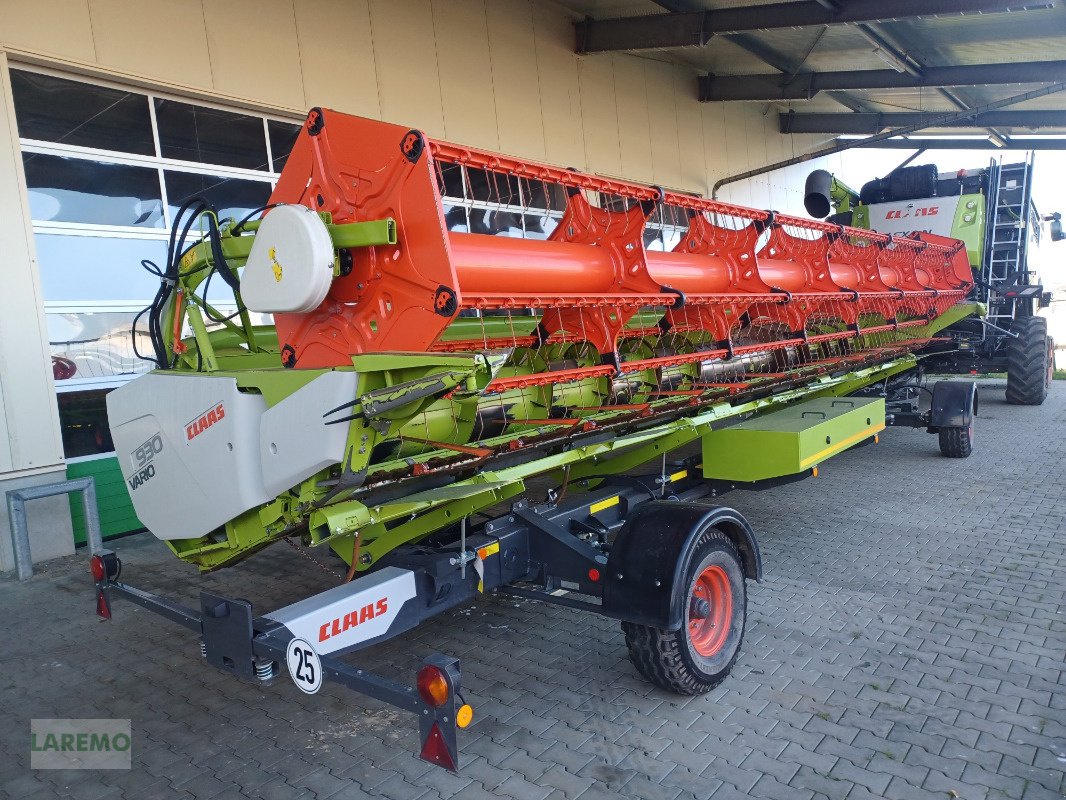 Mähdrescher van het type CLAAS Lexion 6900 TT Terratrac + V 930, Gebrauchtmaschine in Langenwetzendorf (Foto 21)