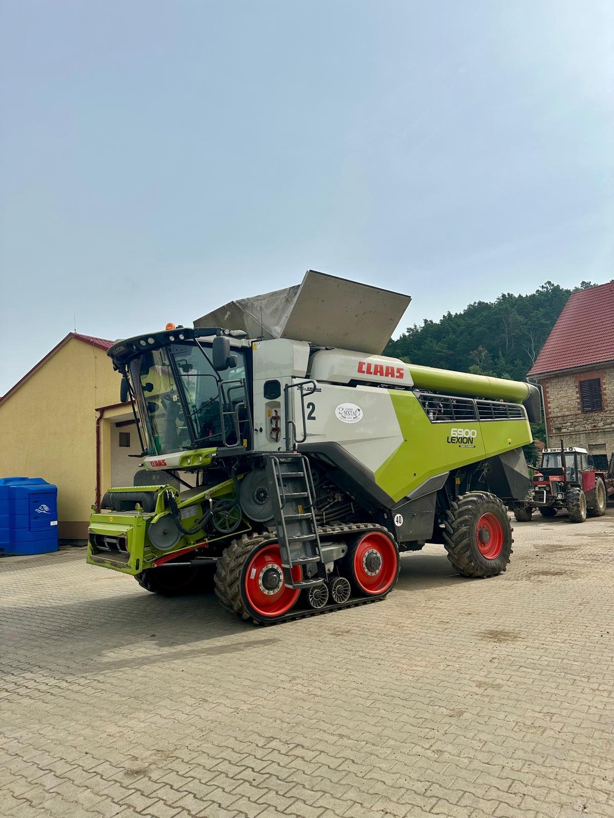 Mähdrescher a típus CLAAS Lexion 6900 TT, Gebrauchtmaschine ekkor: Doksy (Kép 2)