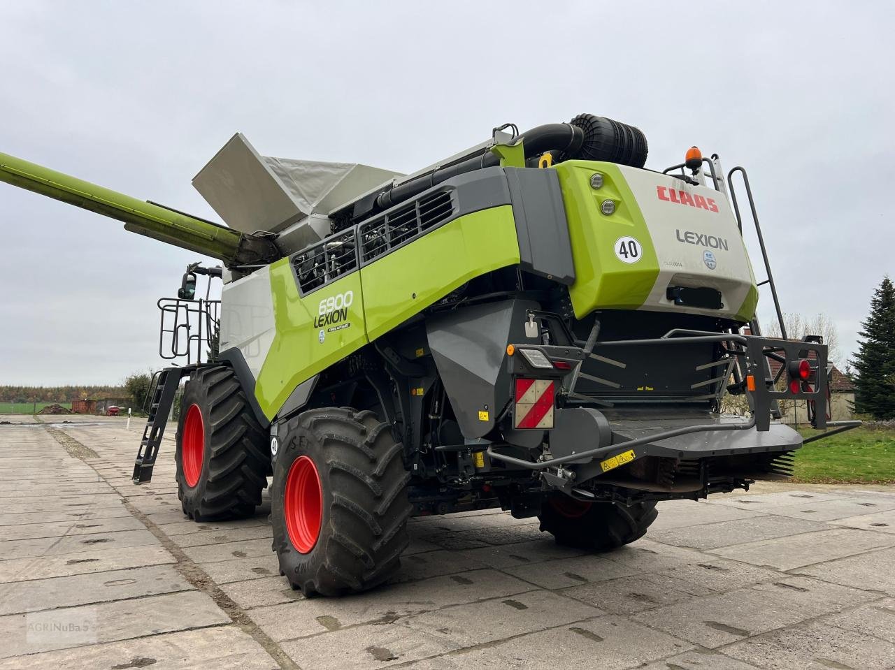 Mähdrescher del tipo CLAAS Lexion 6900, Gebrauchtmaschine In Prenzlau (Immagine 3)