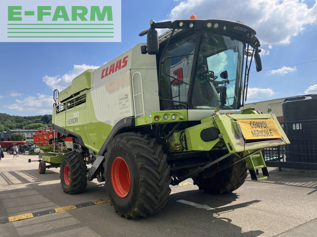 Mähdrescher Türe ait CLAAS lexion 740 t4f location, Gebrauchtmaschine içinde BLENDECQUES (resim 7)