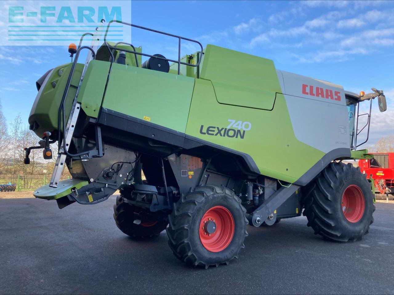 Mähdrescher от тип CLAAS lexion 740 t4i, Gebrauchtmaschine в CHEMINOT (57 - MOSELLE) (Снимка 4)