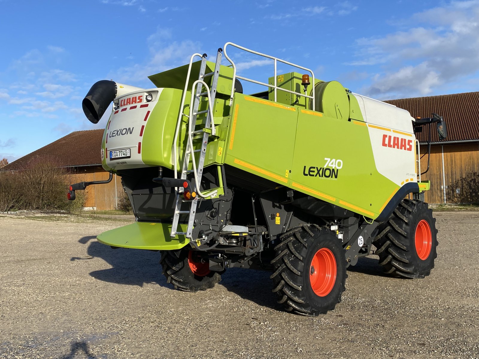 Mähdrescher del tipo CLAAS Lexion 740, Gebrauchtmaschine en Hemau (Imagen 11)