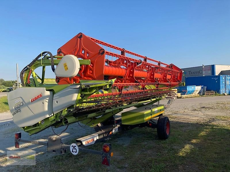 Mähdrescher van het type CLAAS Lexion 740, Gebrauchtmaschine in Schwülper (Foto 12)