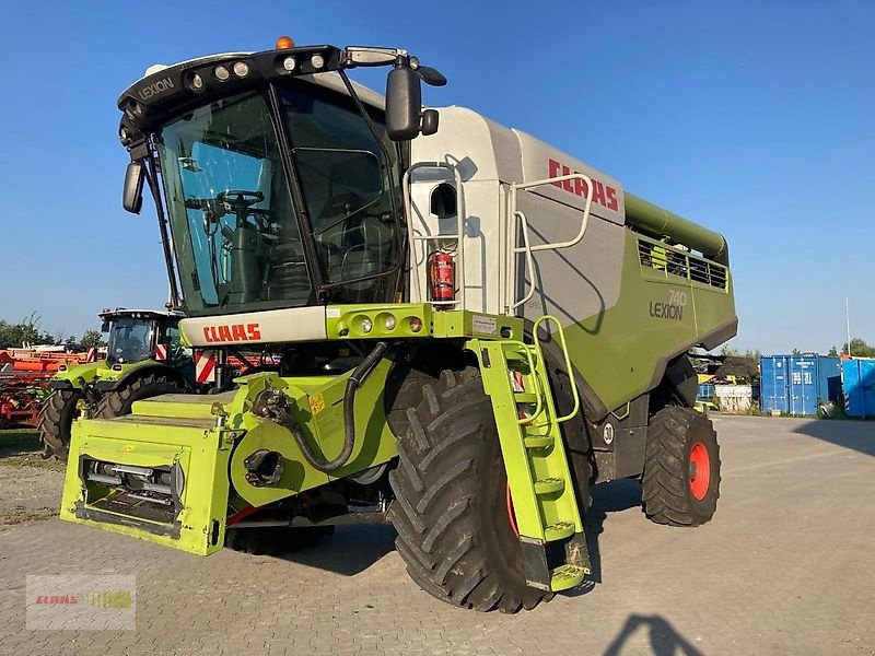 Mähdrescher des Typs CLAAS Lexion 740, Gebrauchtmaschine in Schwülper (Bild 7)