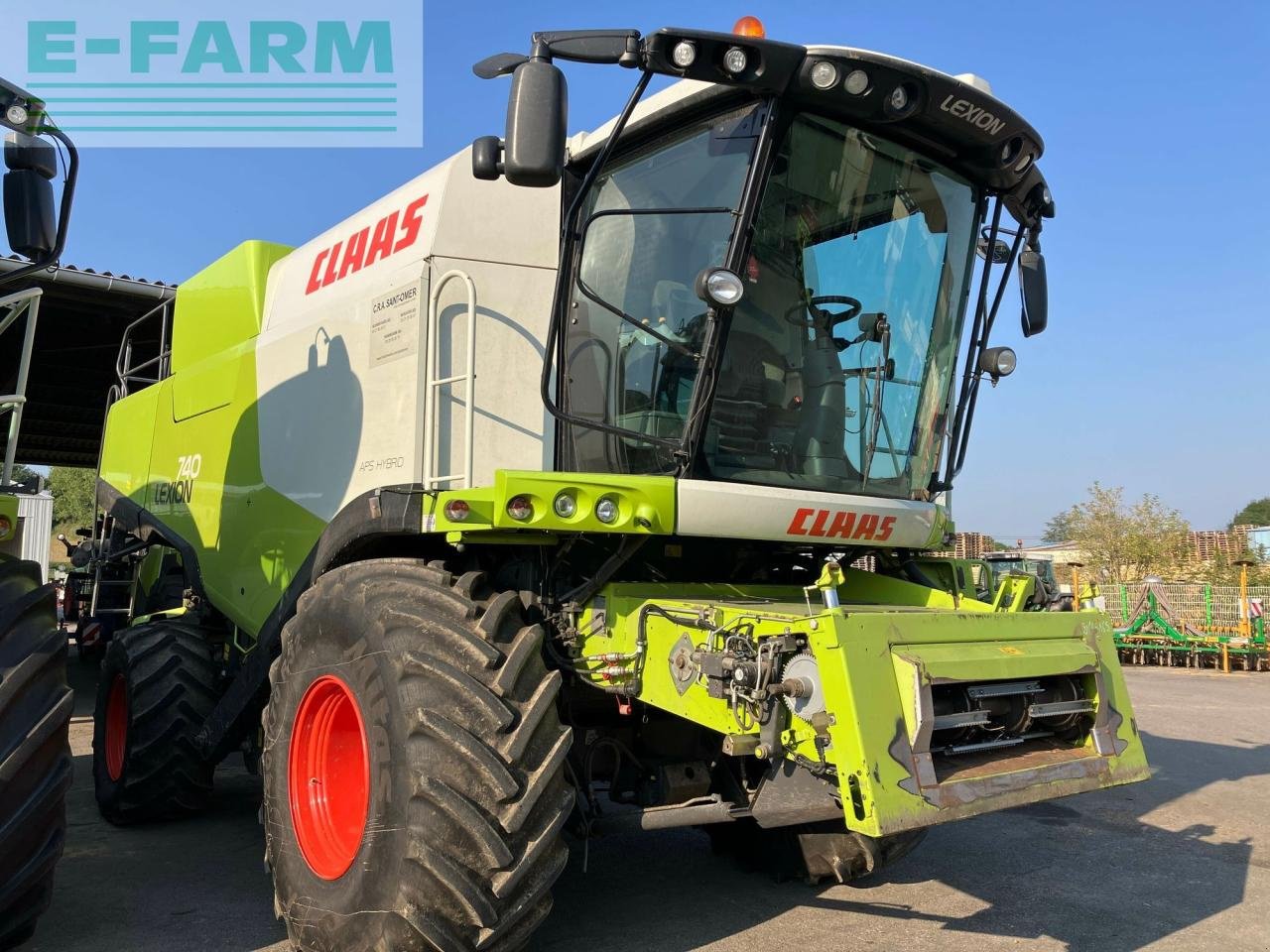 Mähdrescher типа CLAAS lexion 740, Gebrauchtmaschine в BLENDECQUES (Фотография 3)