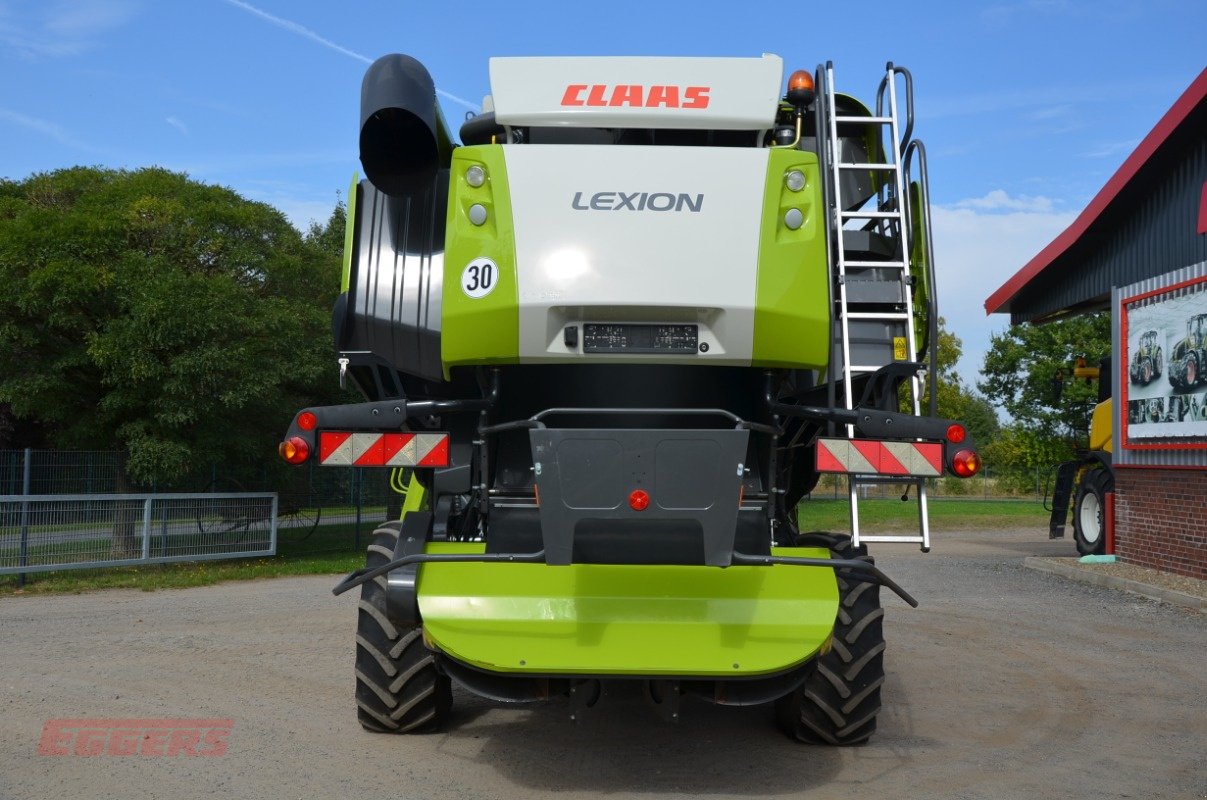 Mähdrescher des Typs CLAAS LEXION 740, Gebrauchtmaschine in Suhlendorf (Bild 4)