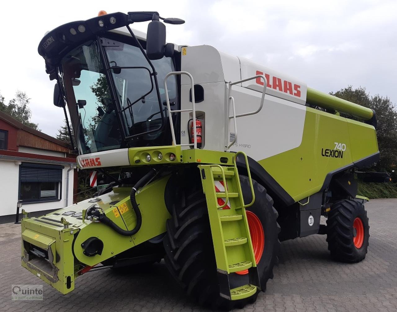 Mähdrescher typu CLAAS Lexion 740, Gebrauchtmaschine w Lichtenau-Kleinenberg (Zdjęcie 4)