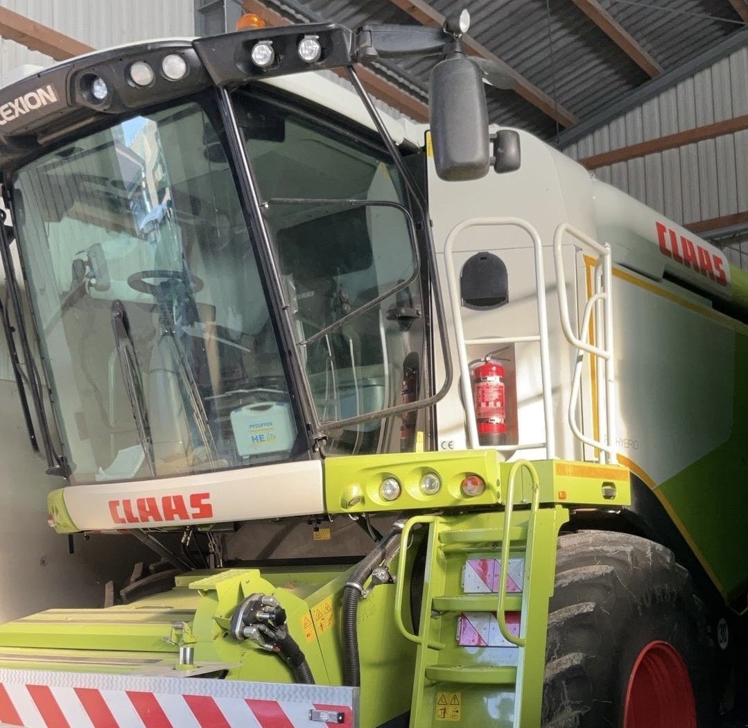 Mähdrescher tip CLAAS Lexion 740, Gebrauchtmaschine in Simmershofen (Poză 19)