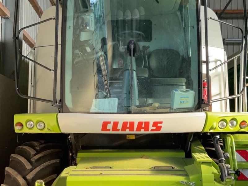 Mähdrescher del tipo CLAAS Lexion 740, Gebrauchtmaschine In Simmershofen (Immagine 1)