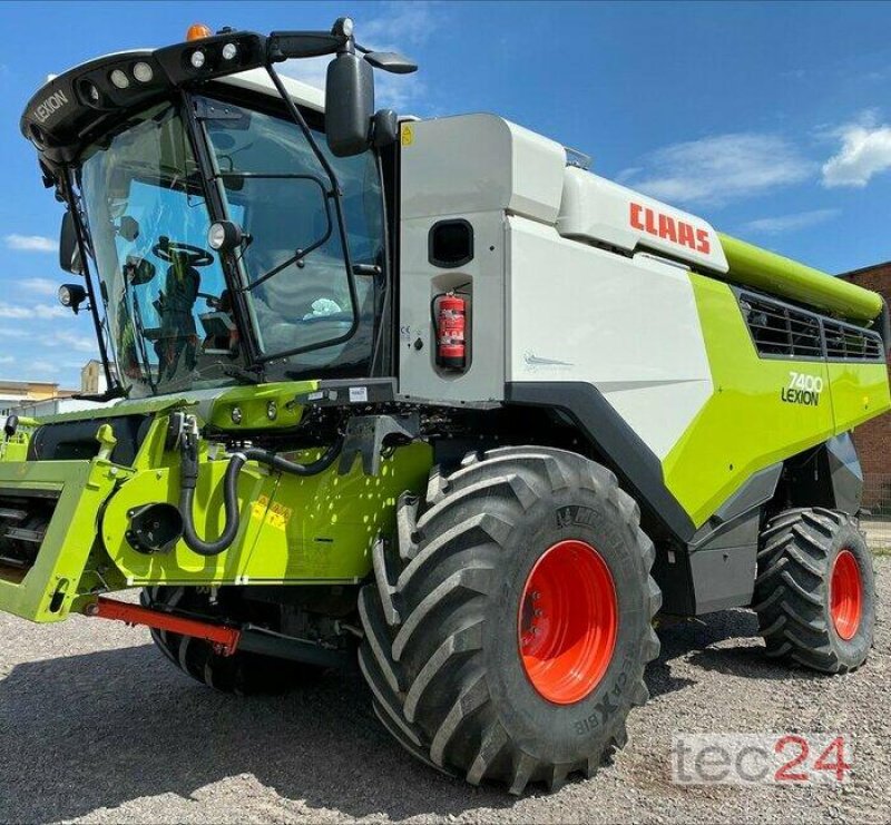 Mähdrescher a típus CLAAS lexion 7400 mit Varioschneidwerk, Gebrauchtmaschine ekkor: Östringen (Kép 3)