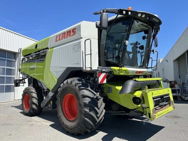 Mähdrescher от тип CLAAS LEXION 7400 TRADITION, Gebrauchtmaschine в CHATEAU GAILLARD (Снимка 2)