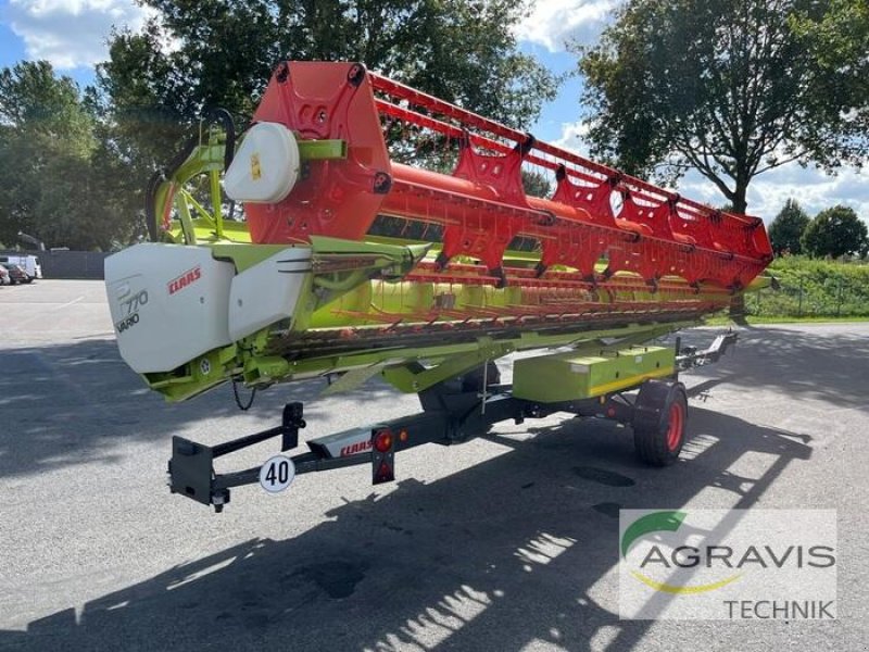 Mähdrescher of the type CLAAS LEXION 7400, Gebrauchtmaschine in Meppen (Picture 24)