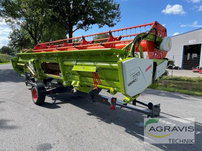 Mähdrescher del tipo CLAAS LEXION 7400, Gebrauchtmaschine en Meppen (Imagen 25)