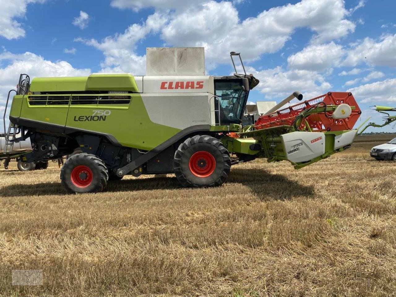 Mähdrescher typu CLAAS Lexion 750 4WD, Gebrauchtmaschine v Pragsdorf (Obrázek 2)