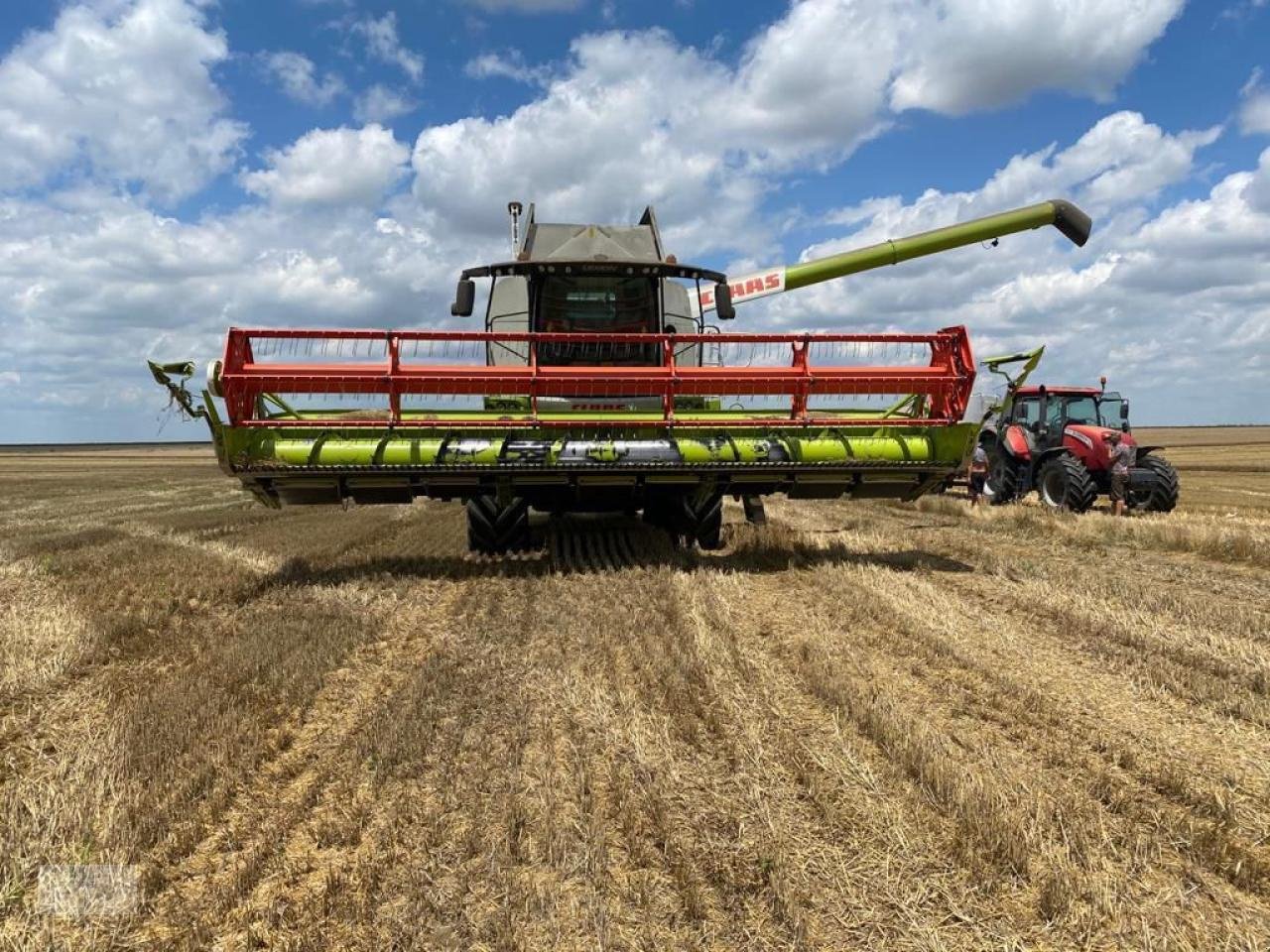 Mähdrescher tip CLAAS Lexion 750 4WD, Gebrauchtmaschine in Pragsdorf (Poză 3)