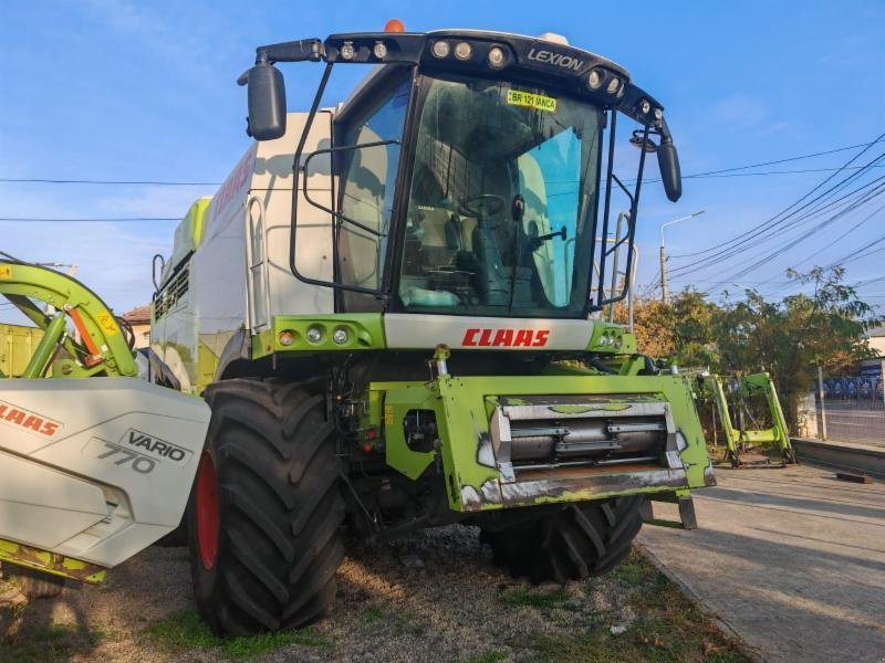 Mähdrescher van het type CLAAS LEXION 750 4x4, Gebrauchtmaschine in Ovidiu jud. Constanta (Foto 2)