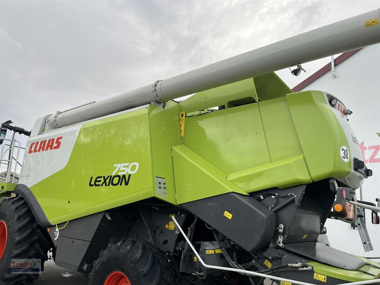 Mähdrescher des Typs CLAAS Lexion 750 Grainmeter V750, Gebrauchtmaschine in Schierling (Bild 2)